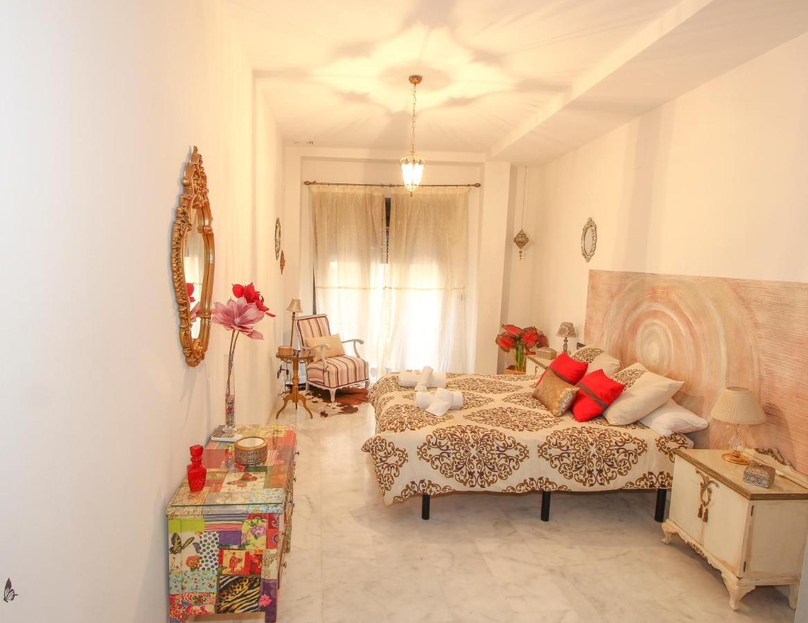 Ferienwohnung Apartamento Livia Junto A La Catedral Sevilla Exterior foto