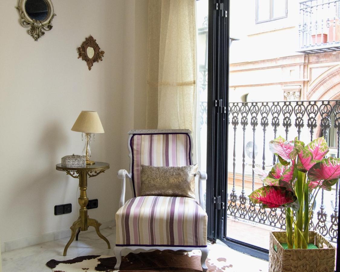 Ferienwohnung Apartamento Livia Junto A La Catedral Sevilla Exterior foto