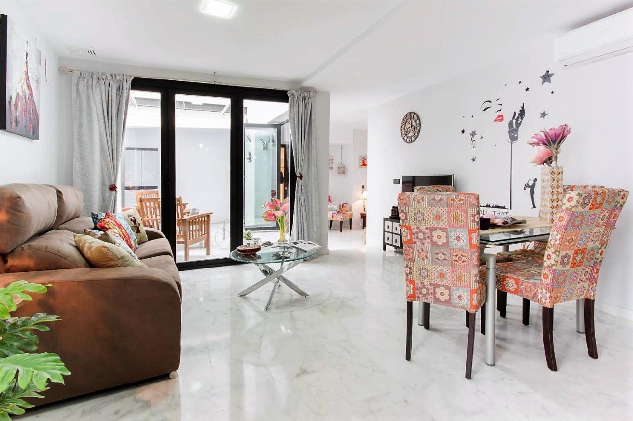 Ferienwohnung Apartamento Livia Junto A La Catedral Sevilla Exterior foto