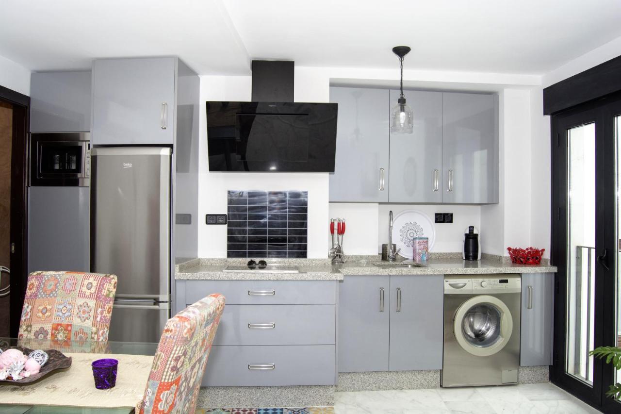 Ferienwohnung Apartamento Livia Junto A La Catedral Sevilla Exterior foto