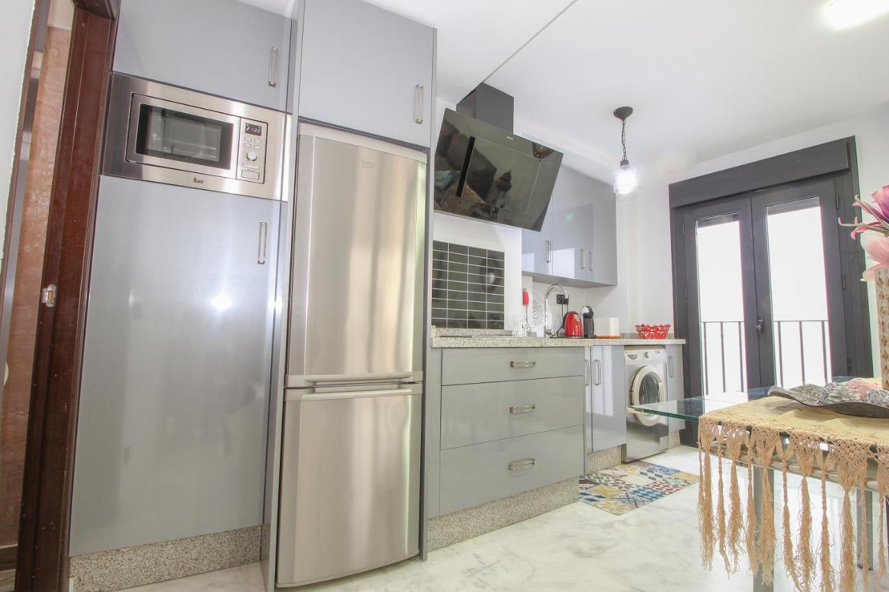 Ferienwohnung Apartamento Livia Junto A La Catedral Sevilla Exterior foto